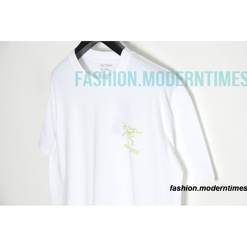 Arc Teryx - Large Logo Printed Short Sleeve T-shirt On The Back Arc Teryx - Large Logo Printed Short Sleeve T-shirt On The Back